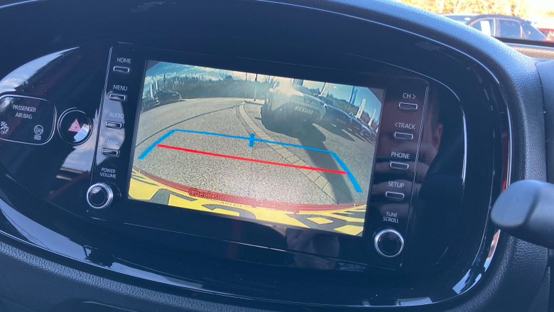 Toyota Aygo X 1.0 VVT-i Edge 5dr Petrol Hatchback